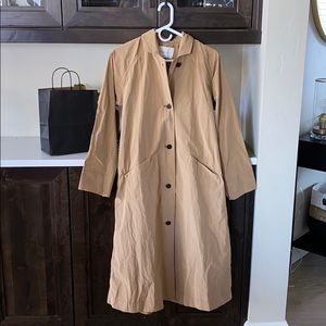 ARITZIA TRENCH COAT